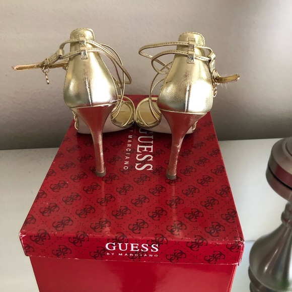 GUESS BY MARCIANO gold leather heels - Picture 3 of 4